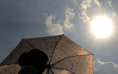 高溫天氣再次來襲應(yīng)該如何避暑